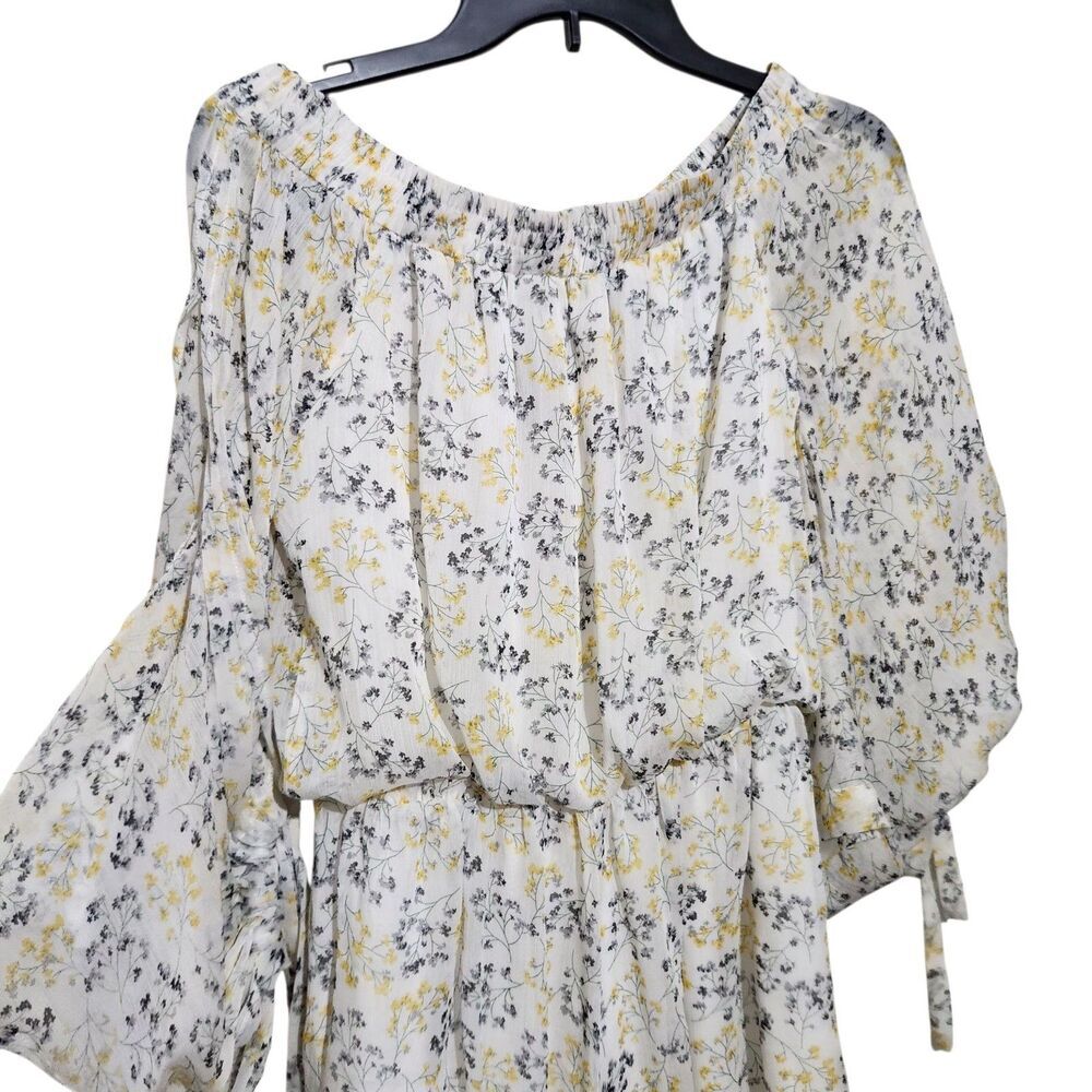 Sugar Lips Romper For Women Size Small White Floral Lined Open Sleeves.  New - Picture 6 of 11